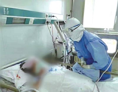 “在隔離病區(qū)里過生日，我永生難忘”