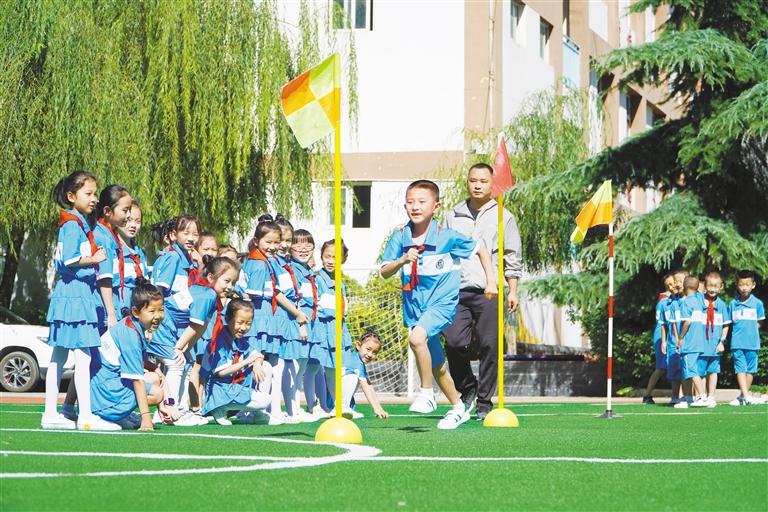 我們開學了！