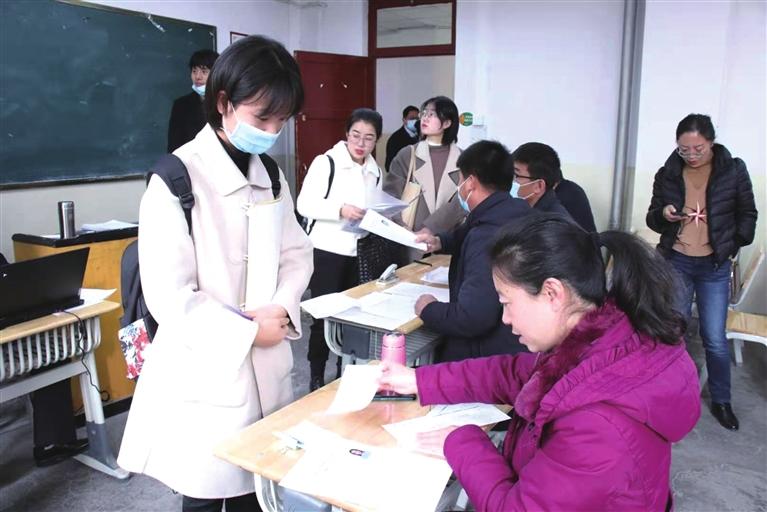 甘肅省舉辦師范類文化藝術(shù)類畢業(yè)生雙選會 149家單位提供6000余個(gè)崗位 500余人簽約