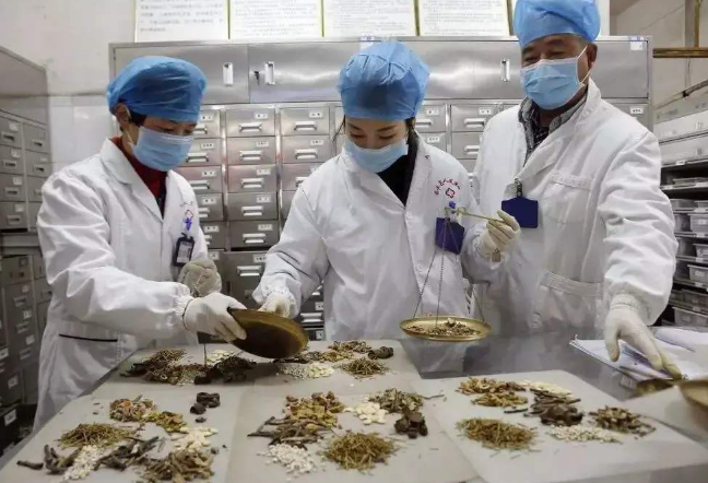 新冠肺炎疫情人物同防市民如何做？請看這里！