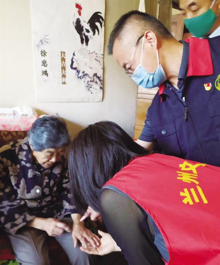 在公益志愿服務(wù)中踐行初心使命——記中國(guó)好人、城關(guān)區(qū)一方公益慈善協(xié)會(huì)黨支部書(shū)記高平