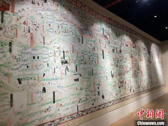 圖為展覽現(xiàn)場(chǎng)?！〗瓧顭?攝