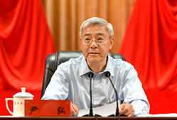 尹弘在學(xué)習(xí)習(xí)近平總書記“七一”重要講話精神專題讀書班上強(qiáng)調(diào) 不斷把學(xué)習(xí)貫徹“七一”重要講話精神引向深入 開(kāi)創(chuàng)甘肅全面建設(shè)社會(huì)主義現(xiàn)代化事業(yè)新局面 任振鶴歐陽(yáng)堅(jiān)孫偉等出席