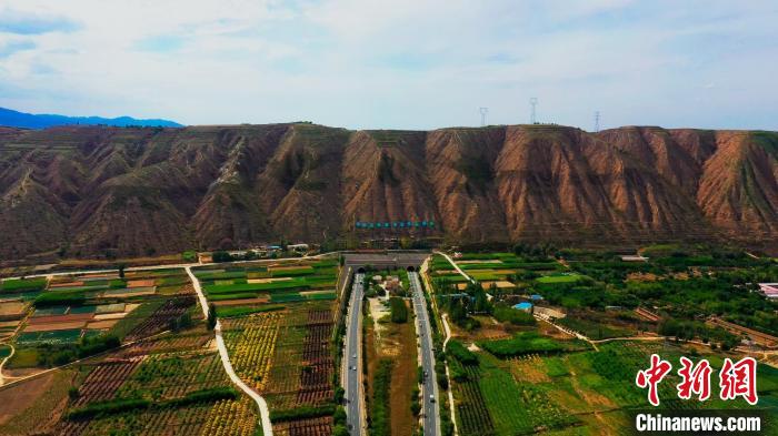 甘肅榆中造養(yǎng)結(jié)合十?dāng)?shù)年荒山改綠 野生動(dòng)物?！奥睹妗?>
        </a><em>甘肅榆中造養(yǎng)結(jié)合十?dāng)?shù)年荒山改綠 野生動(dòng)物?！奥睹妗?/em></li>
    <li><a  target=