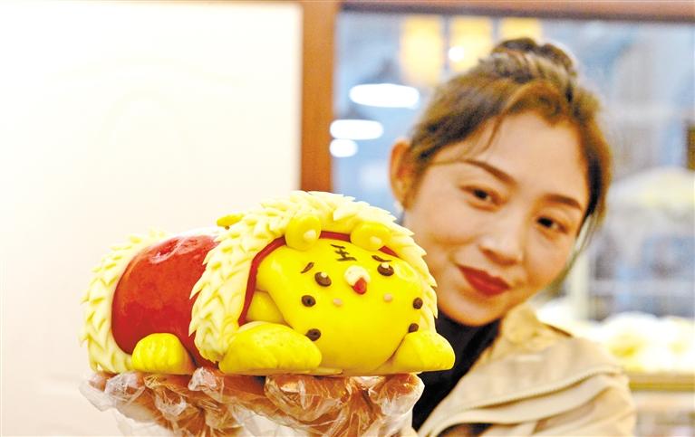 小老虎花餑餑，你舍得吃嗎？