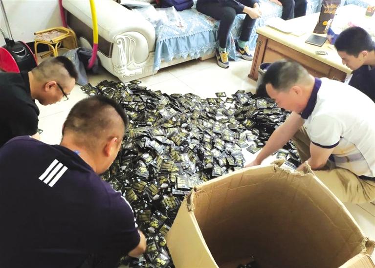 “減肥咖啡”竟含違禁藥 蘭州警方破獲特大網(wǎng)絡(luò)生產(chǎn)、銷(xiāo)售有毒、有害食品案